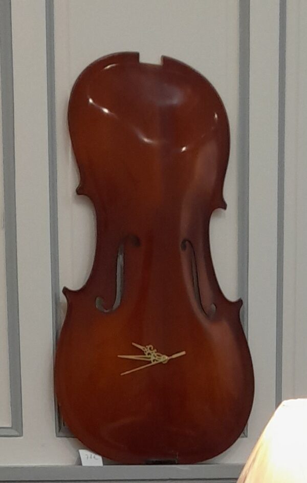 Horloge violoncelle